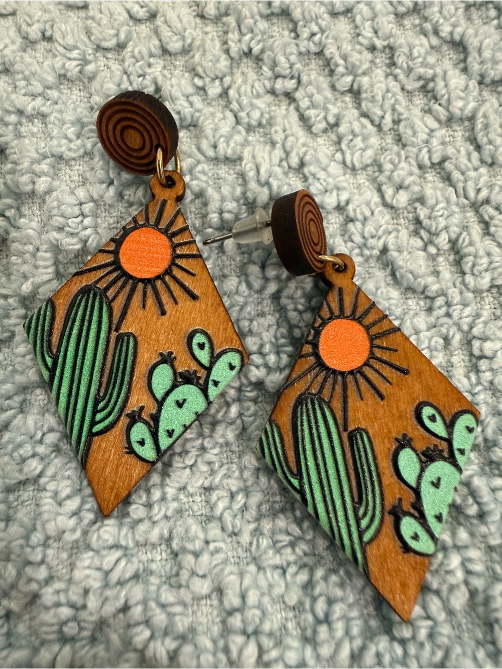 Wooden Cactus Sun Drop Earrings - Green & Orange